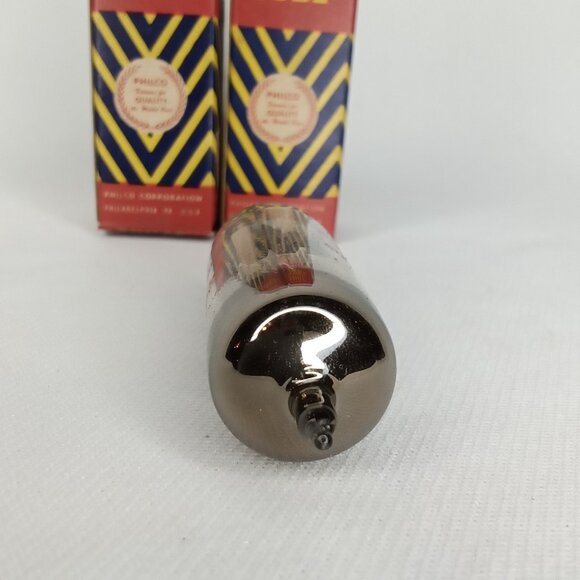Mid Century Electronic Tube With Box Set Of 2 Philco Model 8EB8 NOS NIB 1950s - Picture 3 of 9